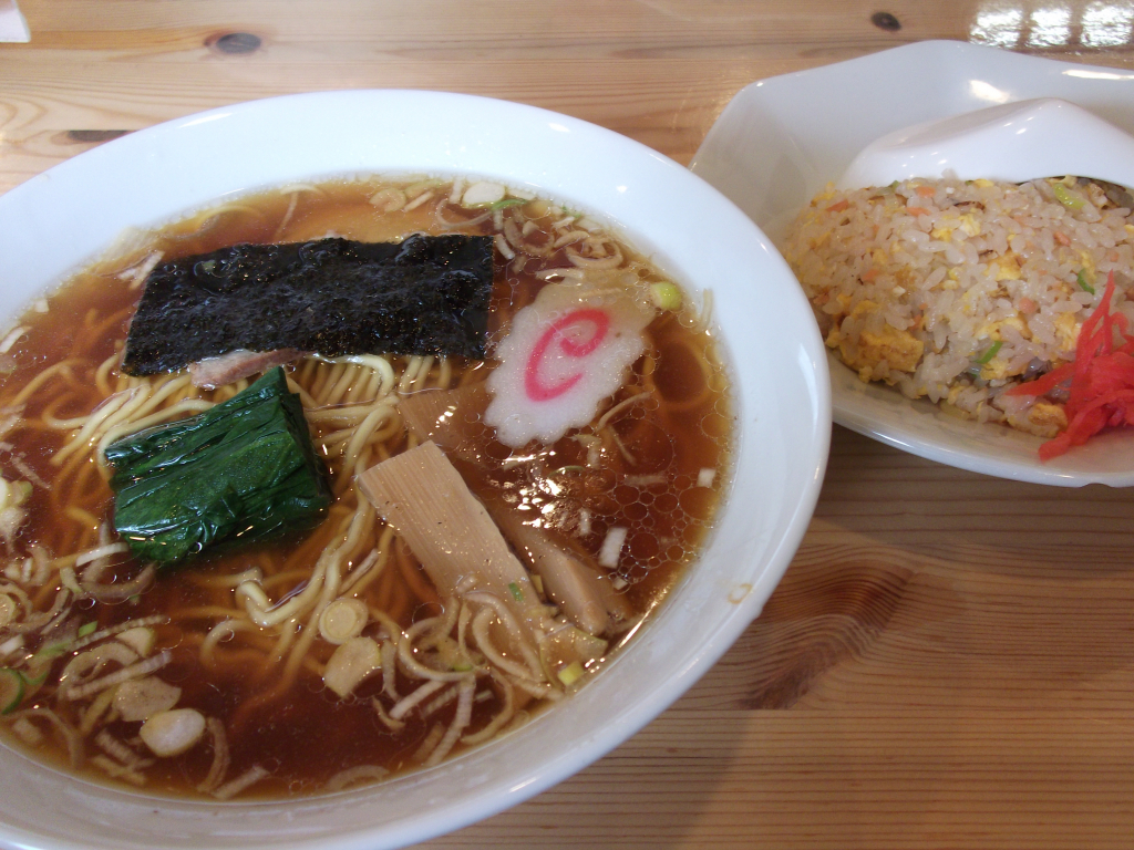 ラーメン＋鮭チャーハン
