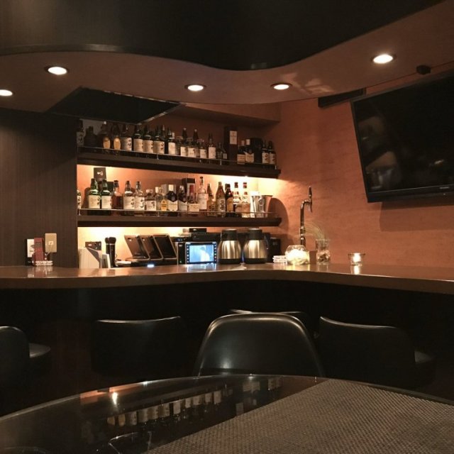 Ｂａｒ　ＡＫＵＲＩ