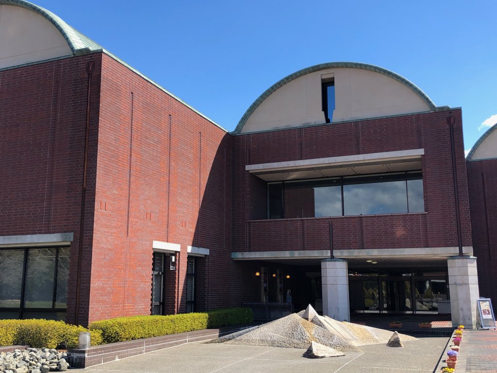 山梨県立文学館
