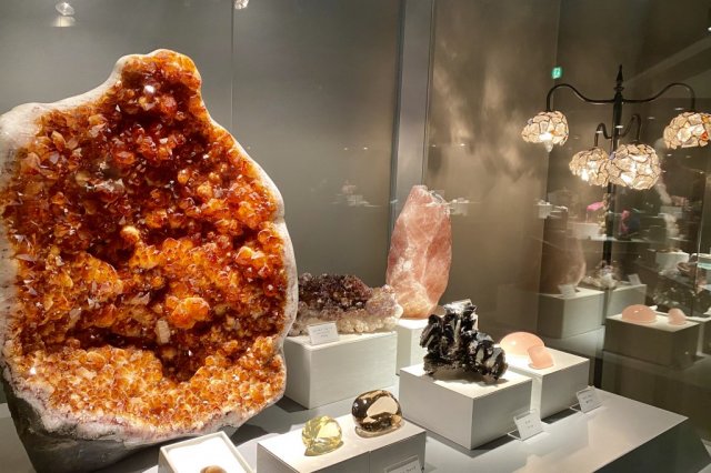石とガラスの博物館・クリスタルミュージアム