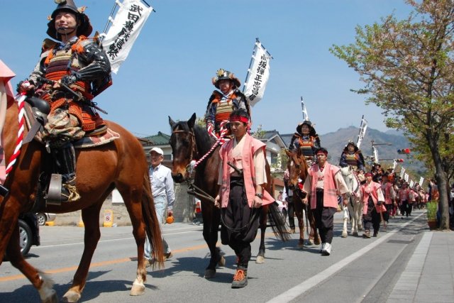 武田二十四将騎馬行列