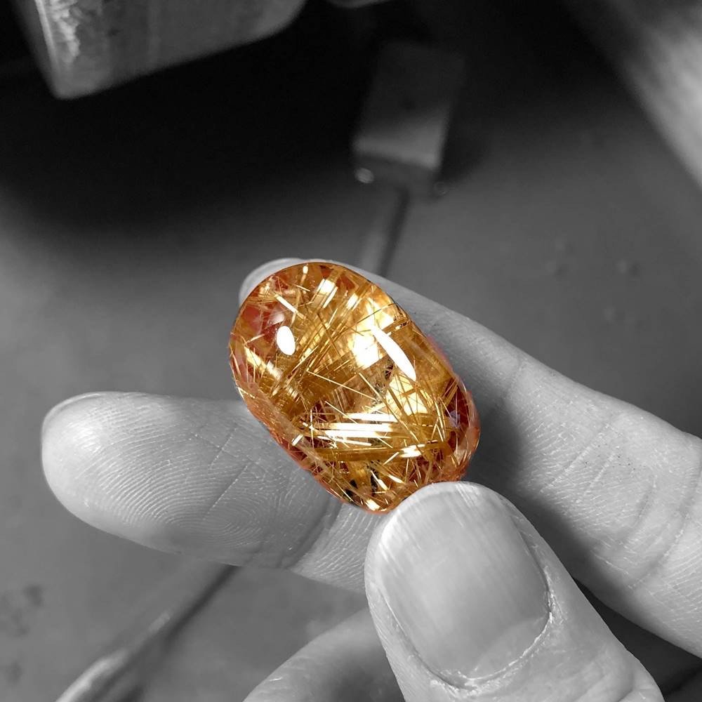 株式会社 大森水晶