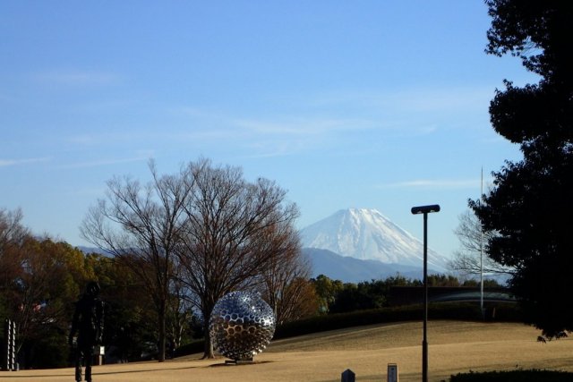 芸術の森公園（山梨県立美術館）