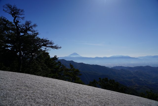 弥三郎岳